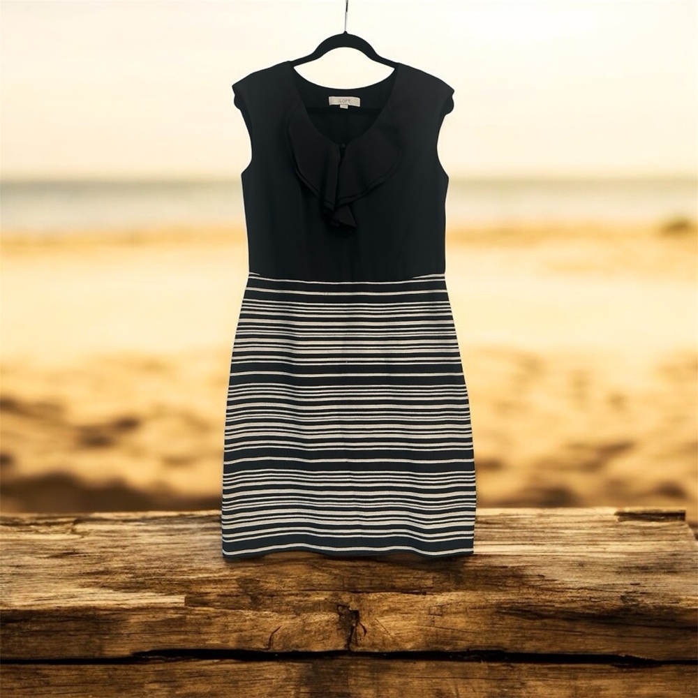 LOFT Black and White Work Office Sheath Dress Striped Sleeveless Size 8
